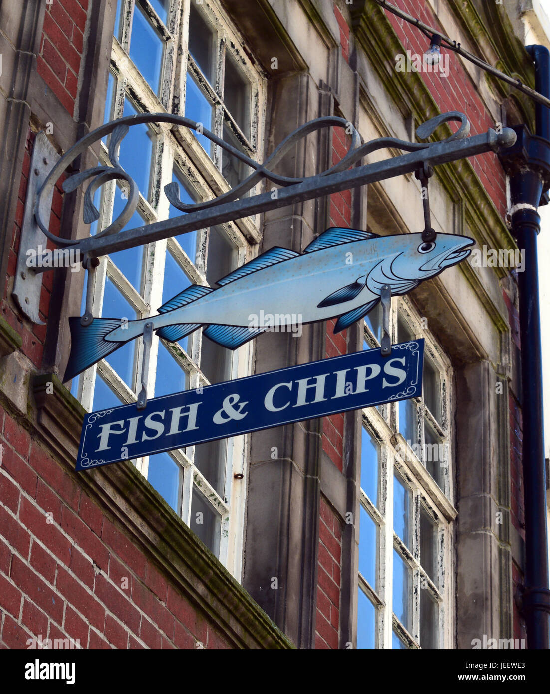 BILDHAFTE BRITISCHEN FISH AND CHIP ZEICHEN  WHITBY, YORKSHIRE Stockfoto