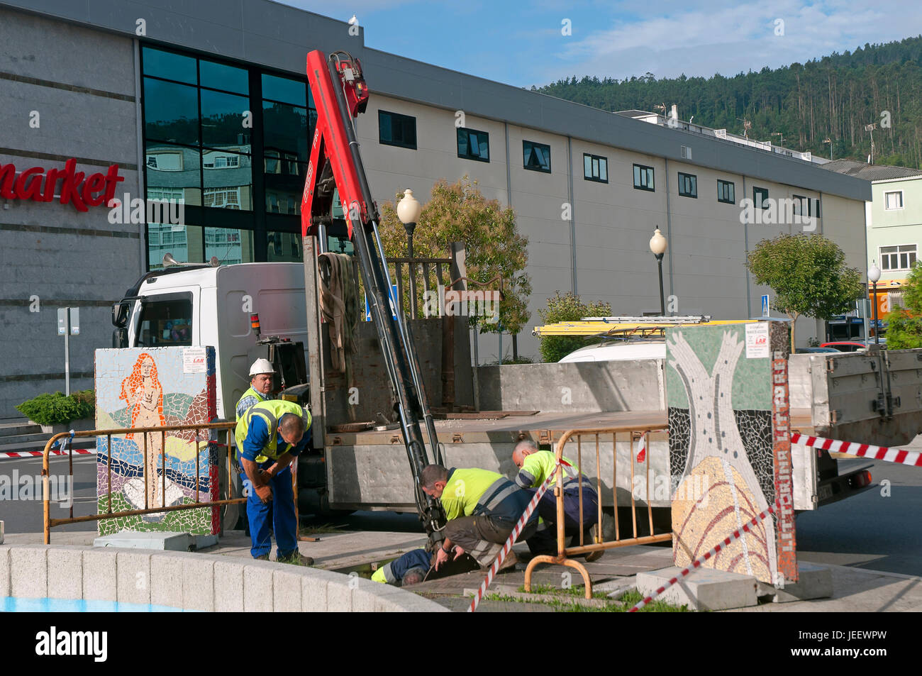 Städtische Arbeiter, Cee, La Coruña Provinz, Region Galicien, Spanien, Europa Stockfoto