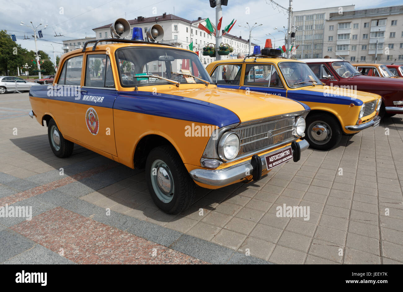 Polizei Moskwitsch 412 Wolga bei Ausstellung von Oldtimern. Sommer. Belarus. Vitebsk. 2017. Stockfoto