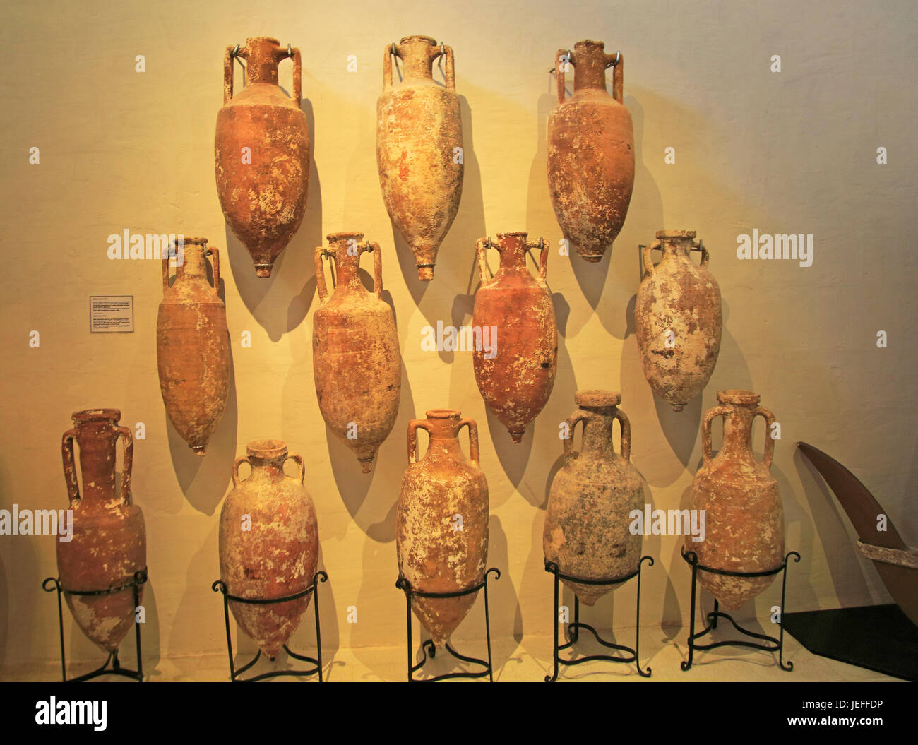 Römische Amphoren Wein Krüge, Archäologisches Museum, Rabat Victoria, Gozo, Malta Stockfoto