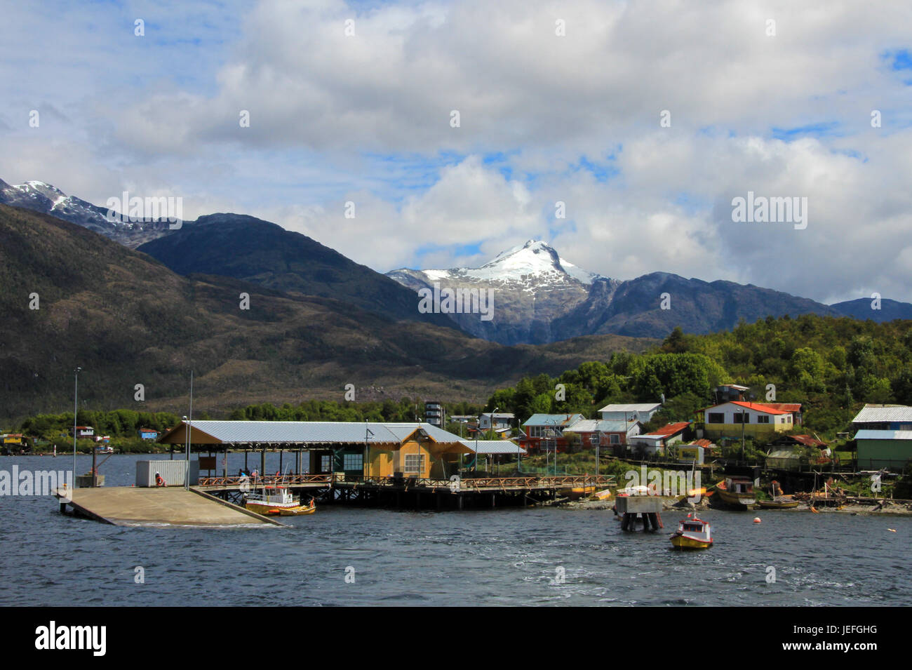 Die isolierten Puerto Eden in Wellington Inseln, Fjorden des südlichen Chile, Provinz Ultima Esparanza Stockfoto