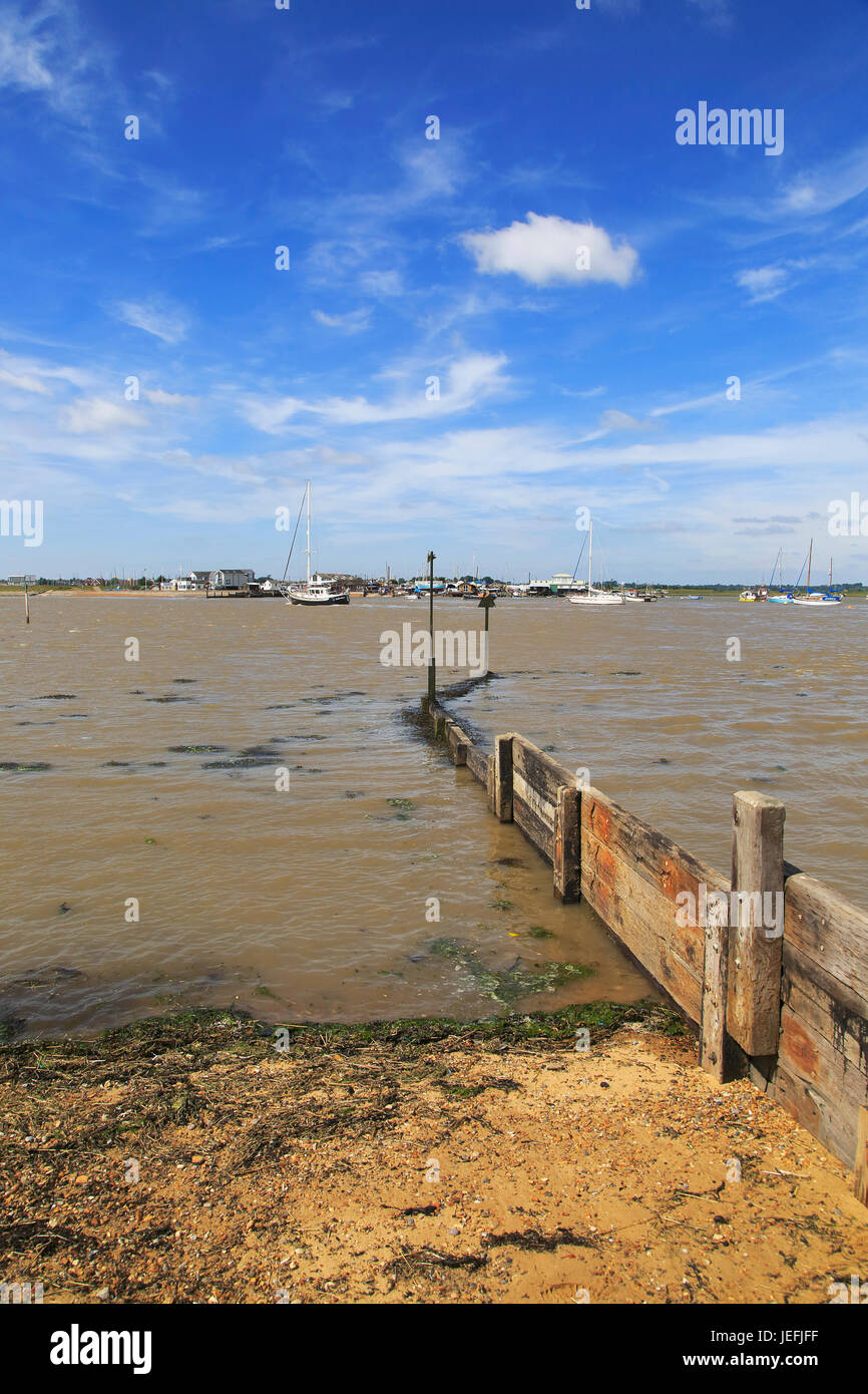 Der Mündung des River Deben Bawdsey Quay, Suffolk, England auf der Suche nach Felixstowe Fähre Stockfoto
