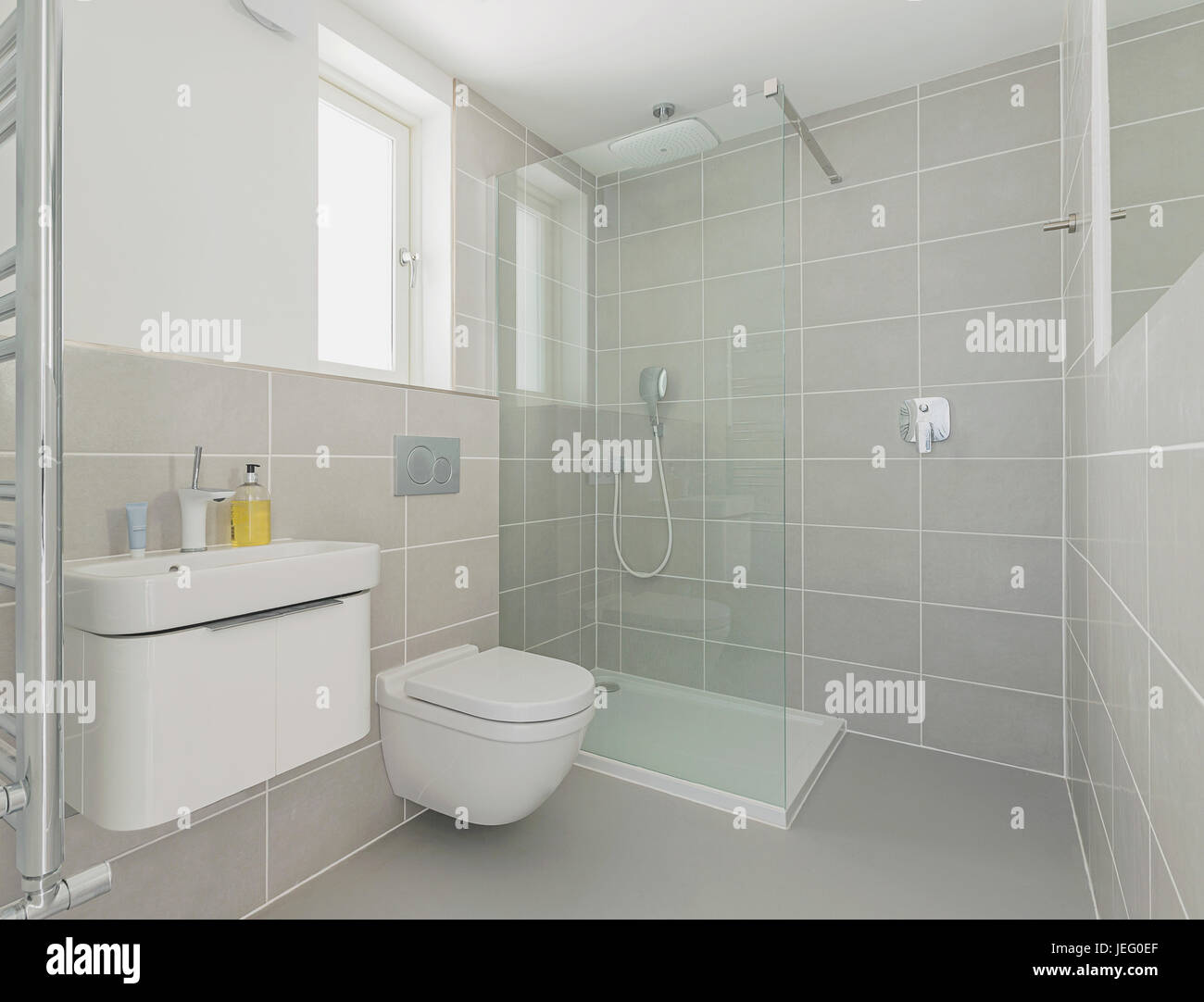 Schuss von einem modernen Duschraum Stockfoto