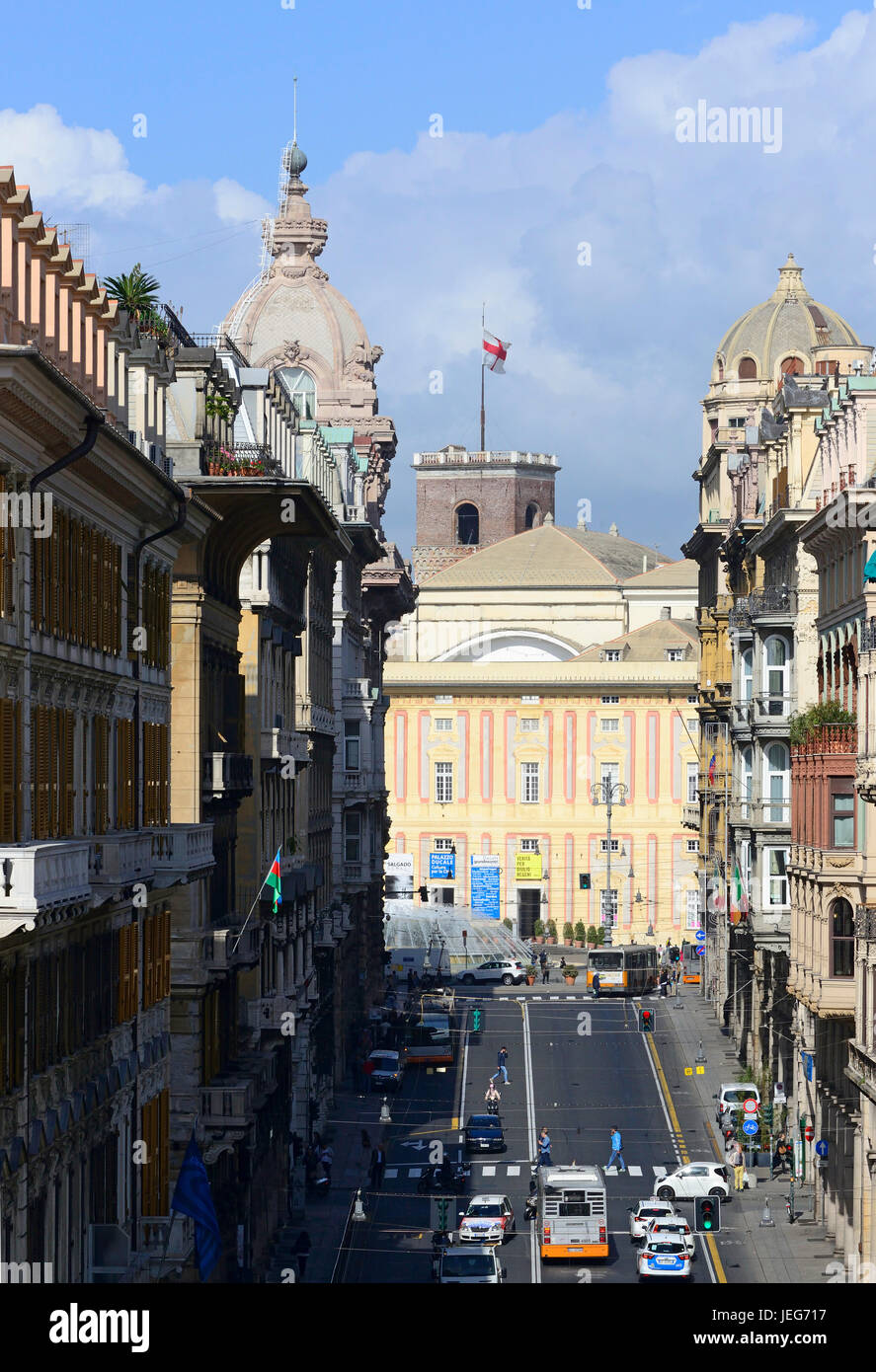 Straße in Genua, via XX Settembre, Italien anzeigen Stockfoto