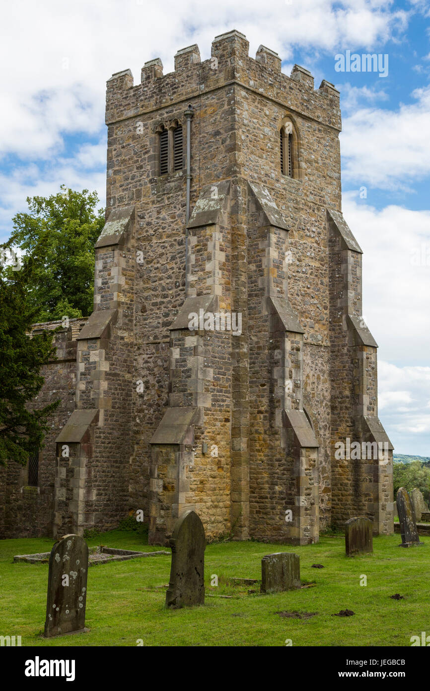 Yorkshire, England, Vereinigtes Königreich.  Kirche St. Oswald, Hauxwell, in der Nähe von Leyburn. Stockfoto