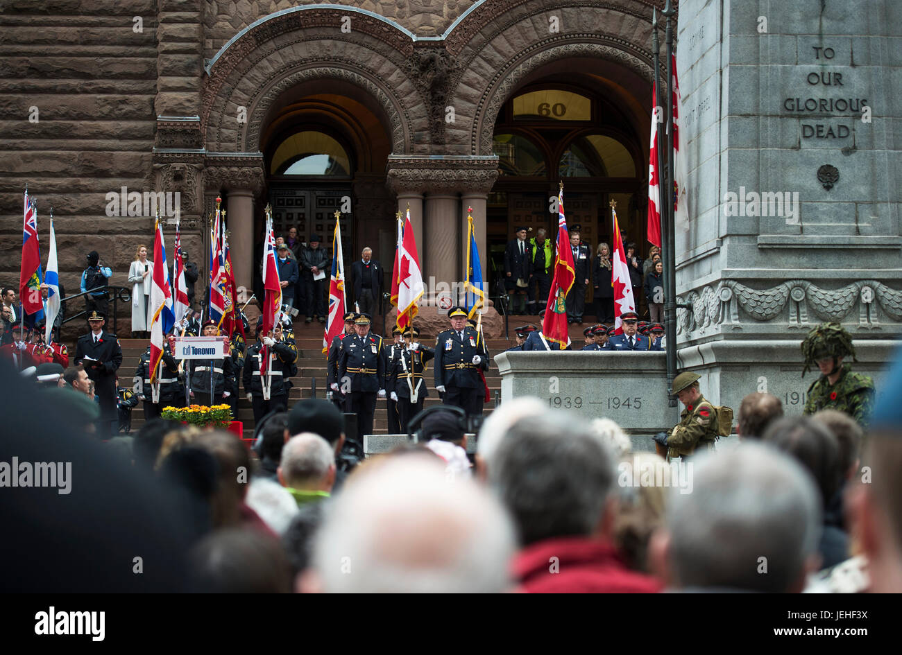 Remembrance Day Service, altes Rathaus; Toronto, Ontario, Kanada Stockfoto