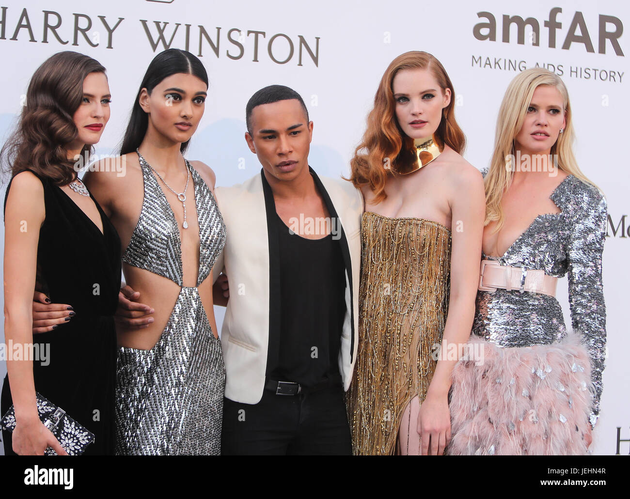 70. Cannes Film Festival - AmfAR Kino gegen AIDS Gala - Ankünfte Featuring: Bianca Balti, Neelam Gill, Alexina Graham, Olivier Rousteing, Lara Stone, Doutzen Kroes wo: Cap D Antibes, Vereinigtes Königreich: 25. Mai 2017 Stockfoto