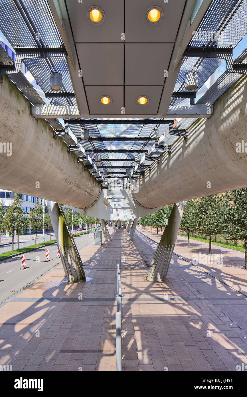 Konstruktion für erhöhte u-Bahn-Strecke, den Haag, Niederlande Stockfoto