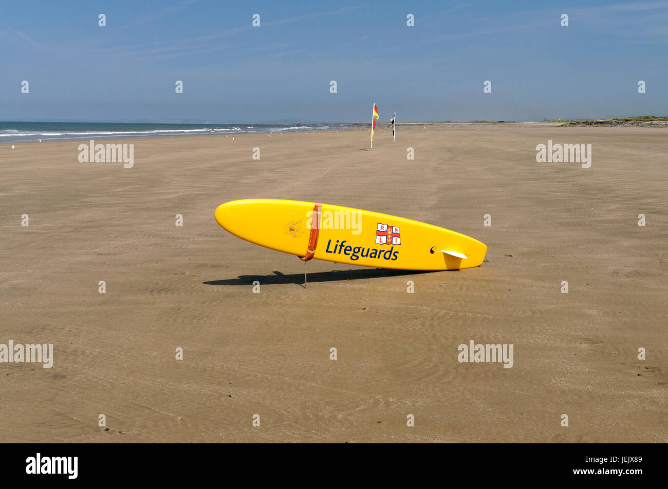 RNLI Rettungsschwimmer, Rest Bay, Porthcawl, South Wales, UK. Stockfoto