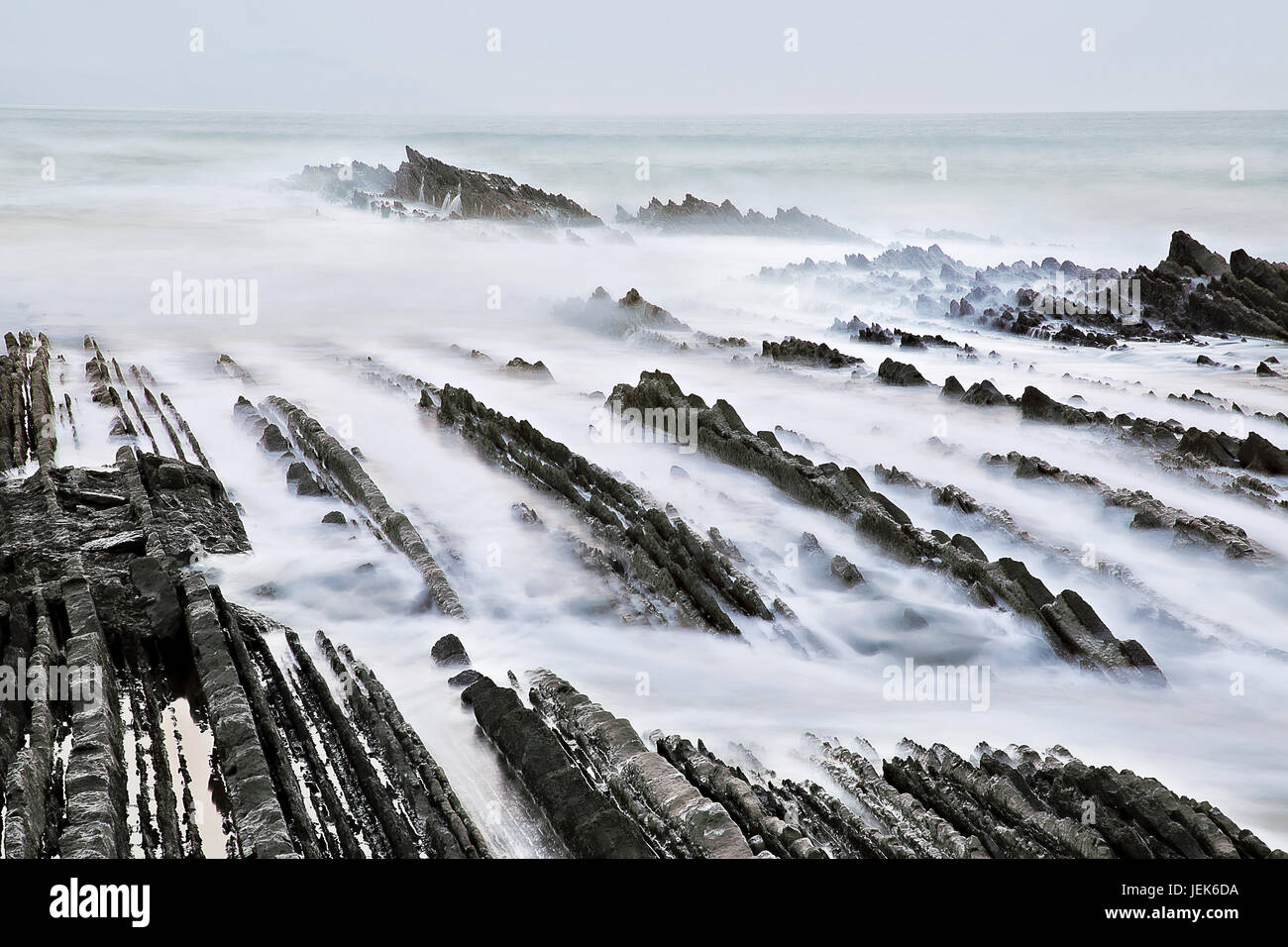 Flysch, Zumaia Strand, Baskisches Land, Spanien Stockfoto