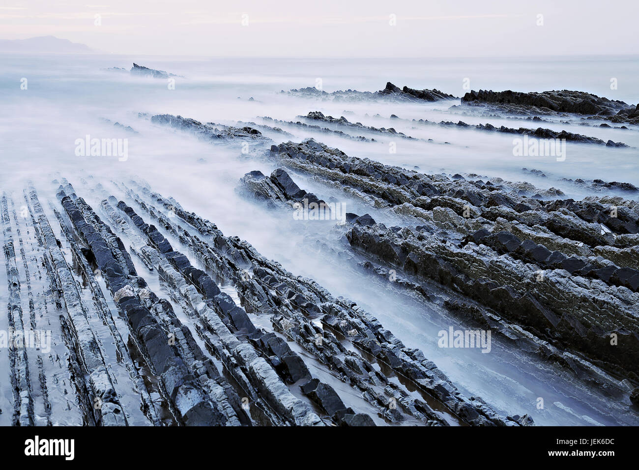 Flysch, Zumaia Strand, Baskisches Land, Spanien Stockfoto
