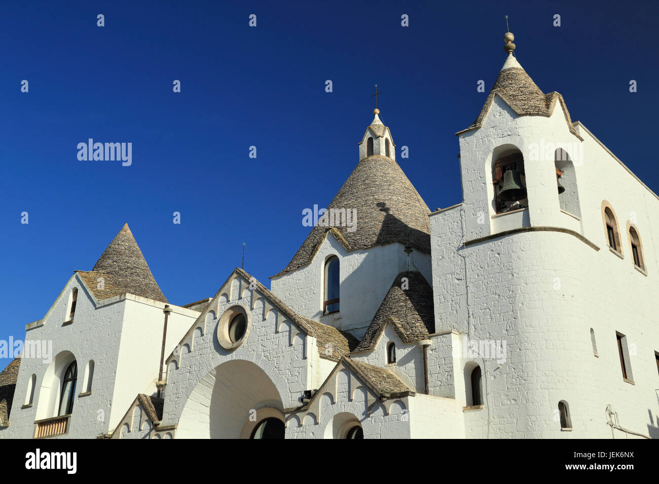 Kirche des Heiligen Antonius, Alberobello, Apulien, Italien / Chiesa di Sant'Antonio, Apulien, Italien Stockfoto