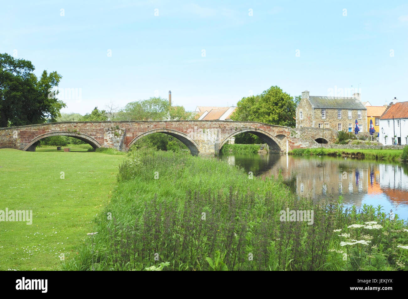 die alte Brücke über den Fluss Tyne in Haddington, East Lothian, Schottland Stockfoto