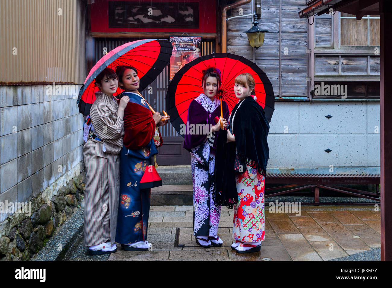 Mädchen in der Altstadt in Kanazawa Stockfoto