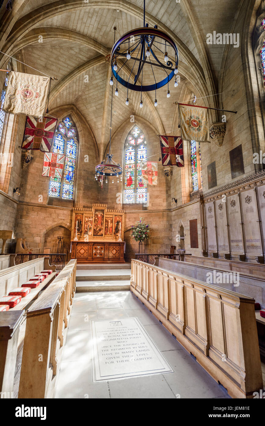 Gebaut als ein Denkmal für die Gefallenen des ersten Weltkriegs die Kapelle St Saviour am östlichen Ende der christlichen Kathedrale in Norwich, Norf Stockfoto