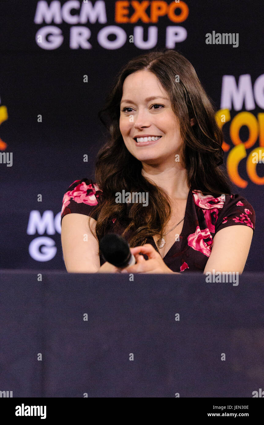 Lisburn, Nordirland. 25/06/2017 - Summer Glau gibt ein Gespräch an MCM Comicon Stockfoto