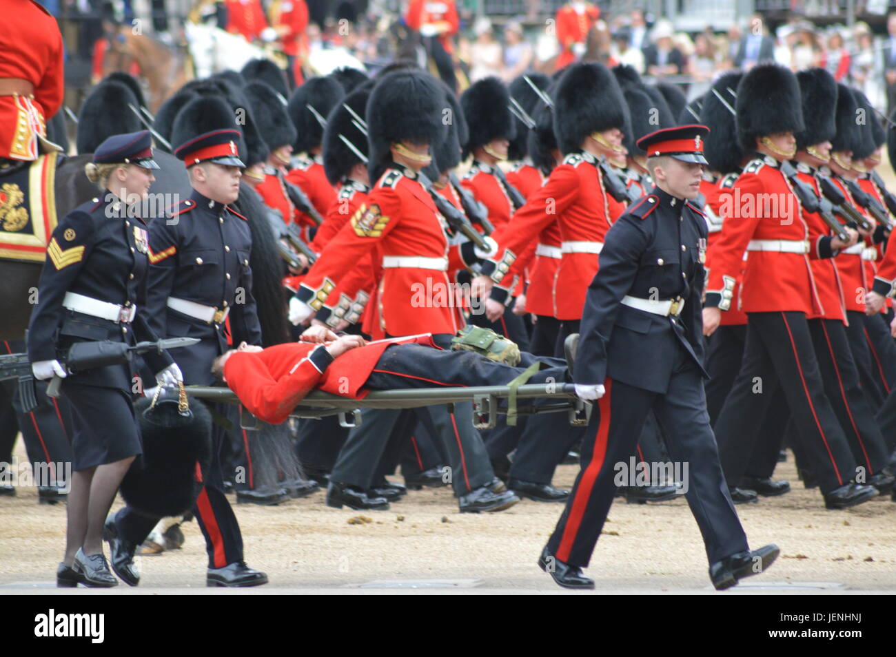 Grenadier zu bewachen, Ohnmacht Trooping die Farbe Juni 2016 Stock Photo Stock Image Stockfoto