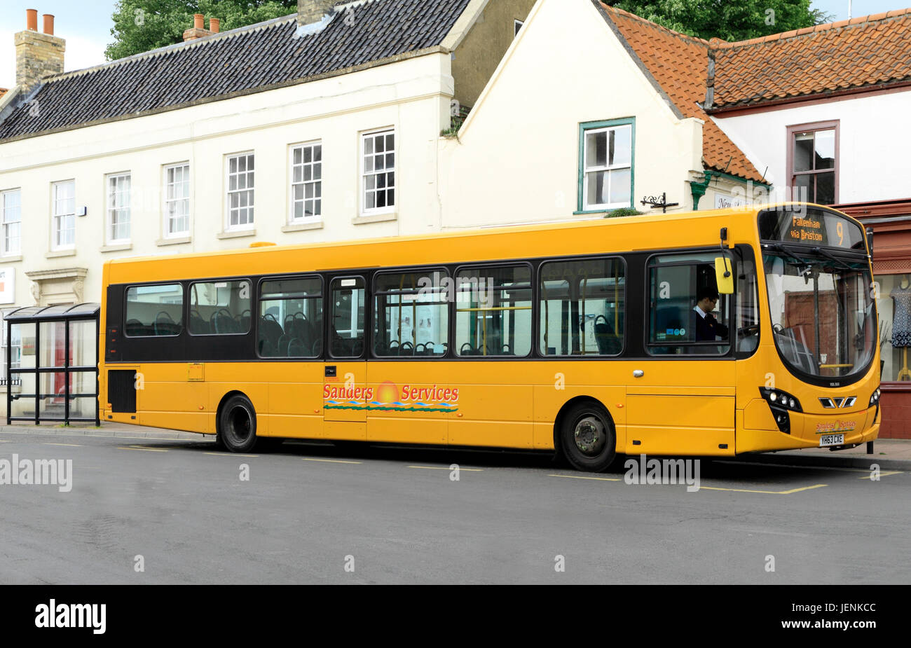 Sanders-Dienstleistungen, Bus, Reisebus, öffentlichen Verkehrsmitteln, Fakenham, Holt, Norfolk, England, UK Stockfoto