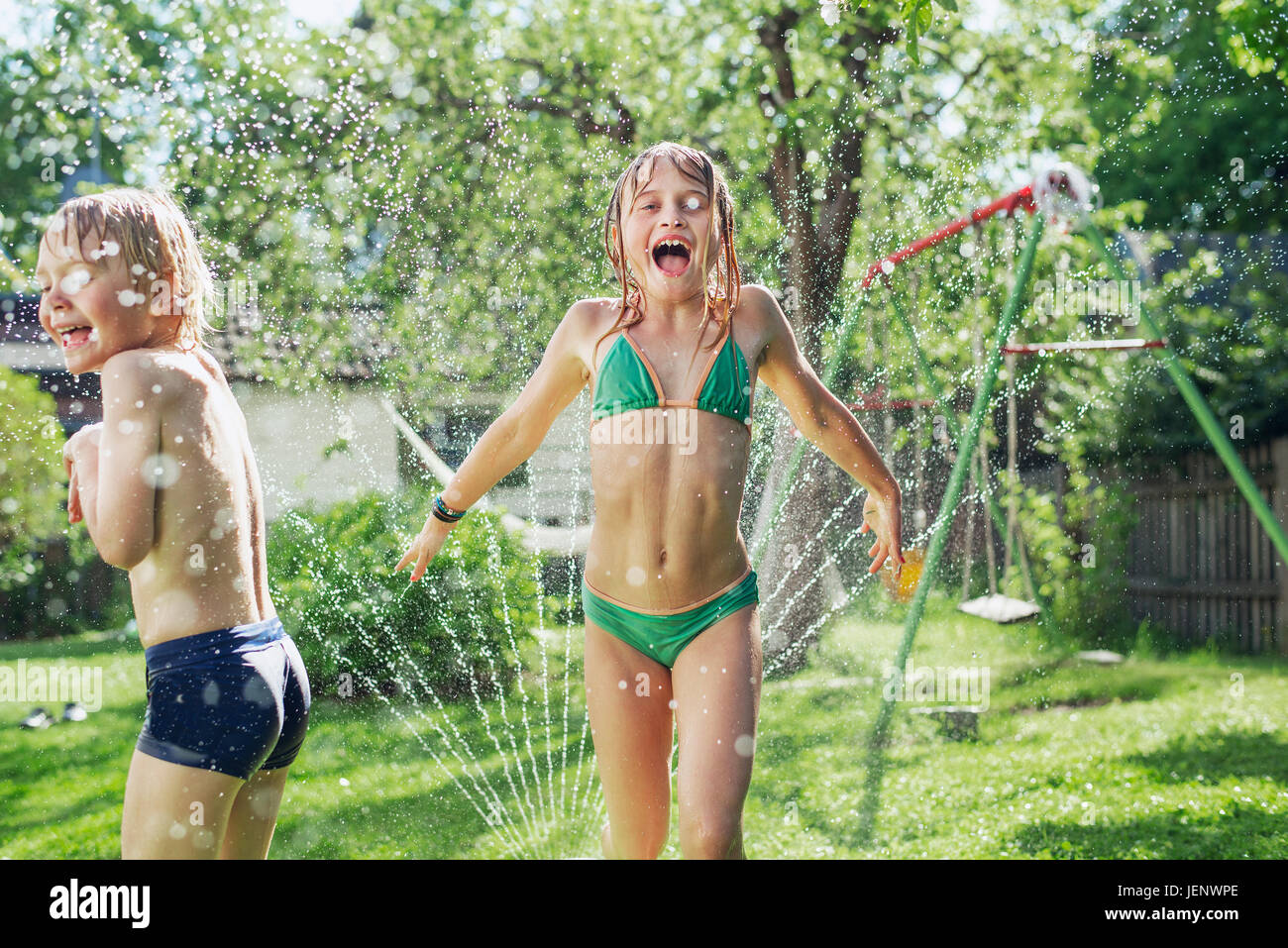 natursekt spiele mit einem jungen girl natursekt spiele mit einem jungen girl