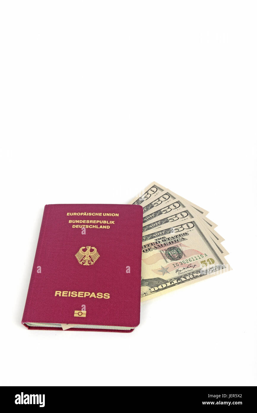 mehrere 50-Dollar-Noten, Reisepass der Bundesrepublik Deutschland, symbolisches Bild Reiseplanung, Mehrere 50 Dollarscheine, Reisepass Bundesrepubli Stockfoto