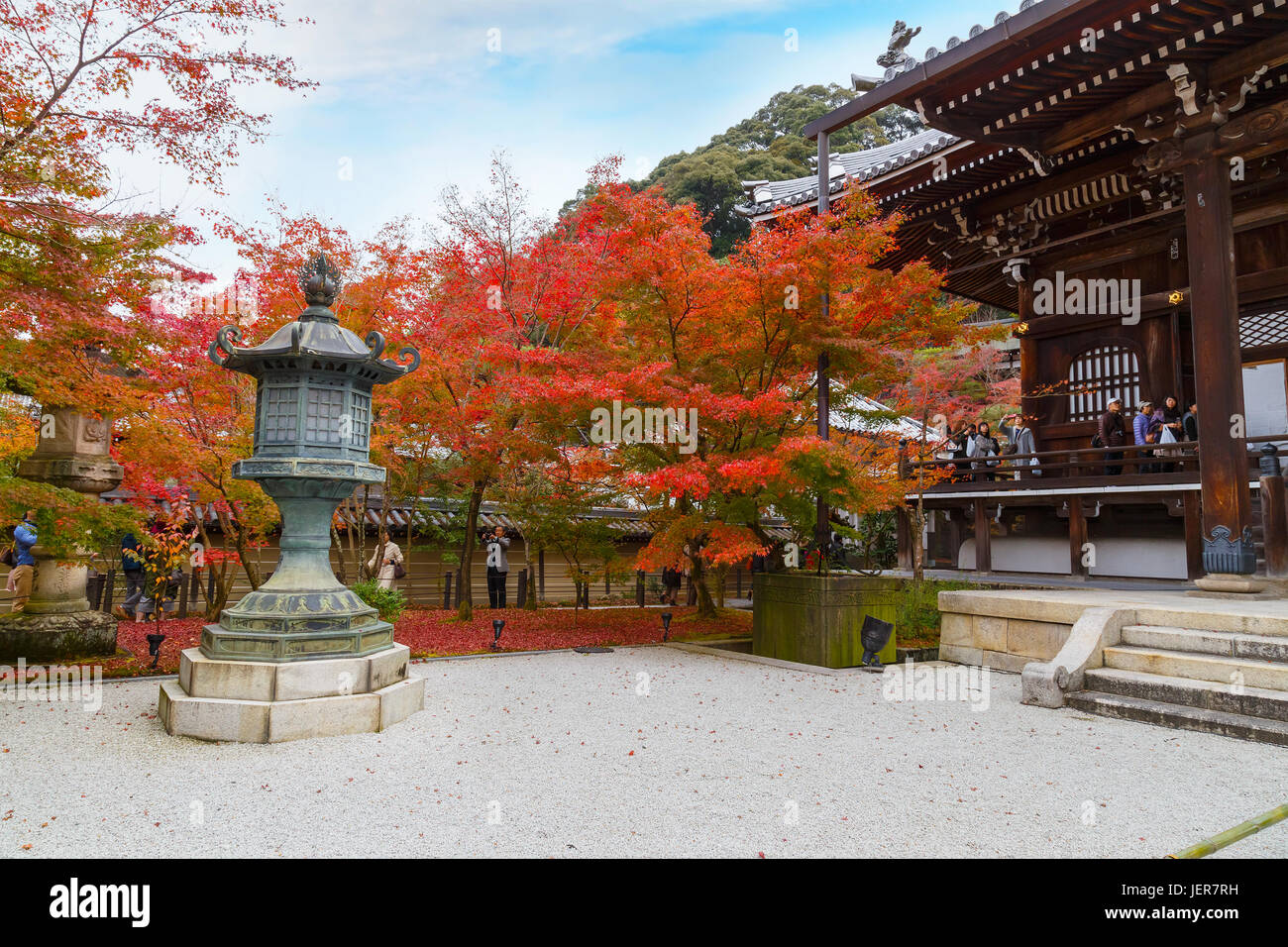 Bunter Herbst im Eikando Zenrinji Tempel in Kyoto, Japan Stockfoto