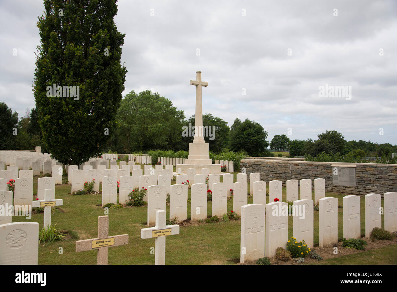AWOINGT CWGC Friedhof des ersten Weltkriegs in der Nähe von Cambrai in Nordfrankreich Stockfoto