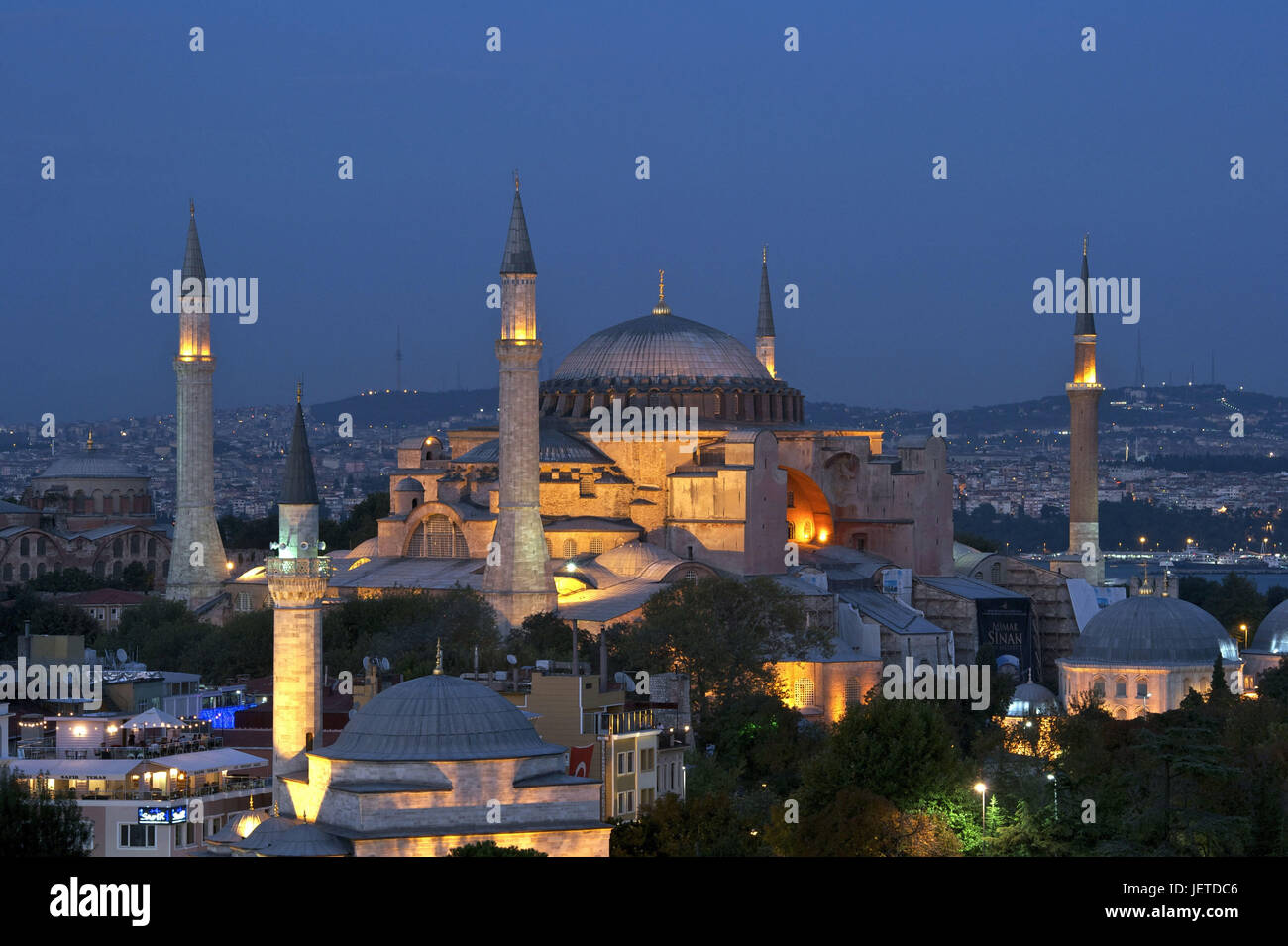 Türkei, Istanbul, Stadtteil Sultanahmet, Hagia Sophia, Basilika in der Nacht, Stockfoto