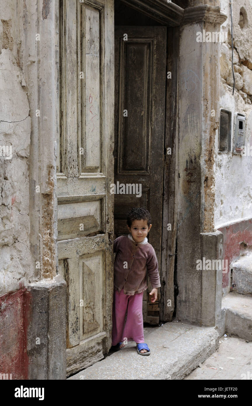 Kind, Eingang, Stand, Safi, Marokko, Afrika, Stockfoto