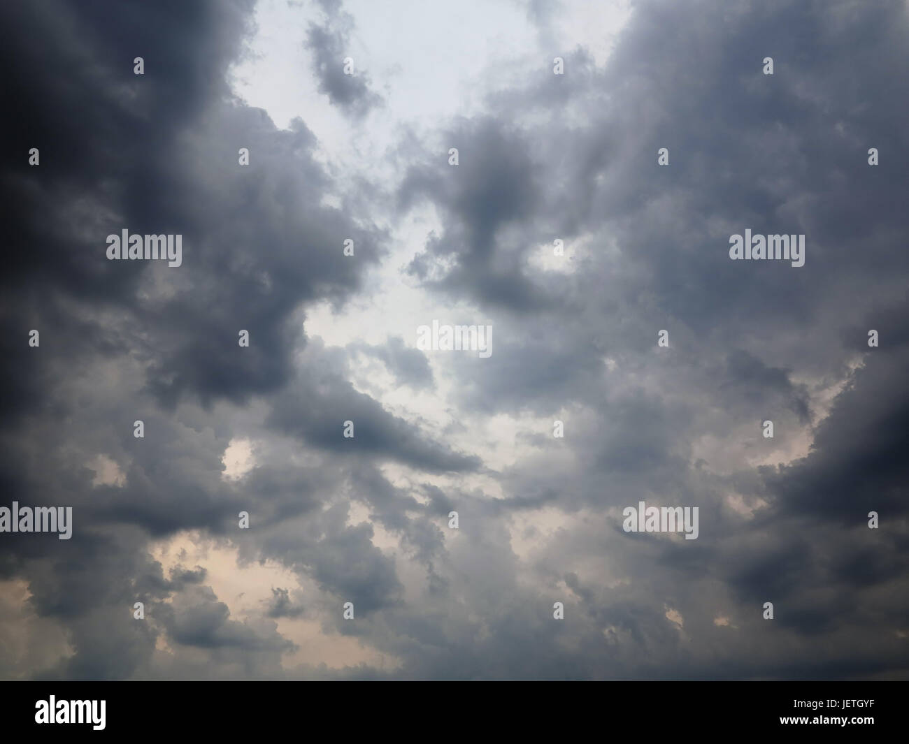 Bild des regnerischen Wolken Stockfoto