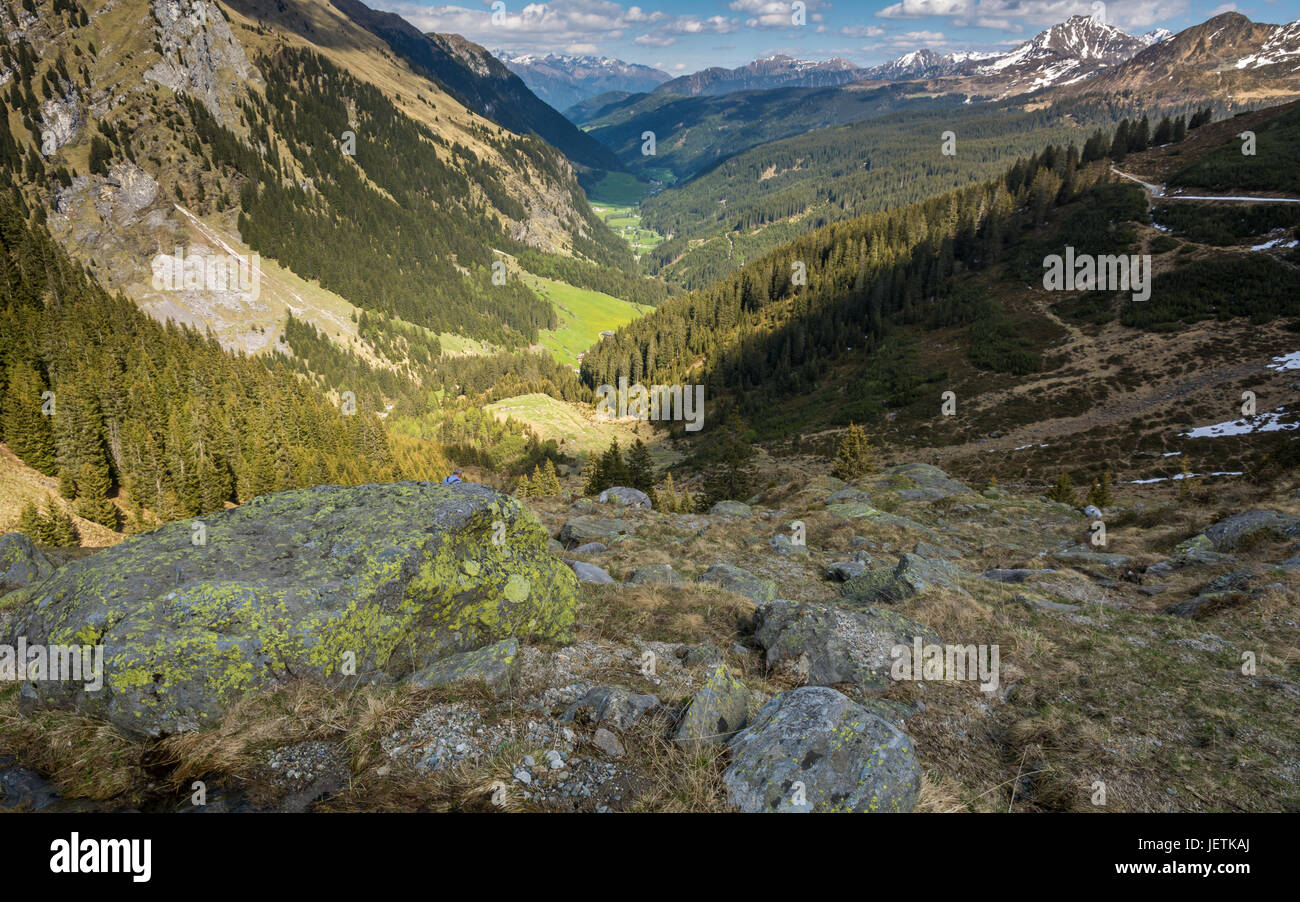 Ratschings-Tal im Süden Südtirol, Italien. Blick ins Tal im Sommer Stockfoto