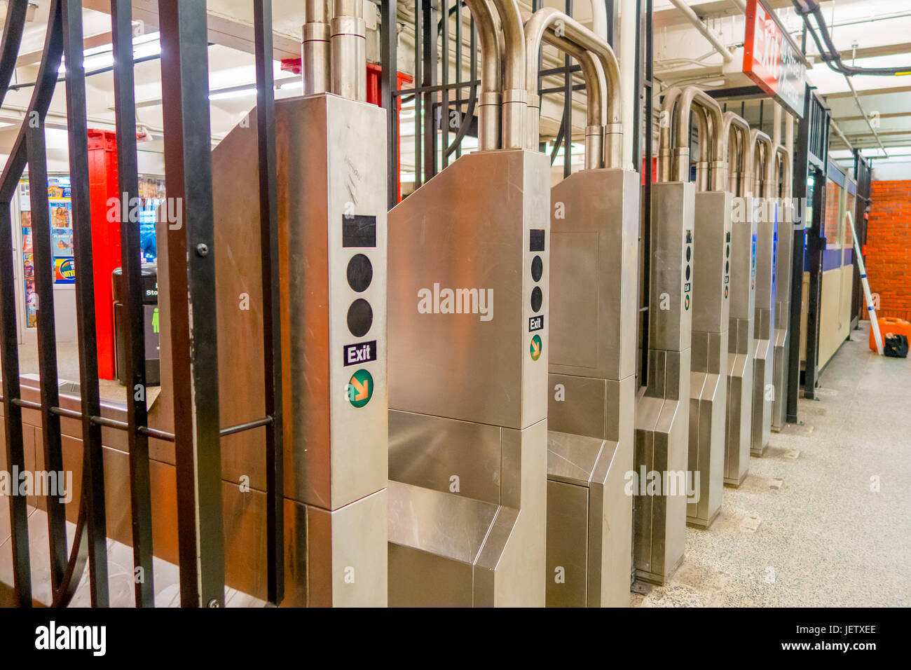 NEW YORK, USA – 22. November 2016: Times Square u-Bahn Station entladen in New York City USA. Stockfoto