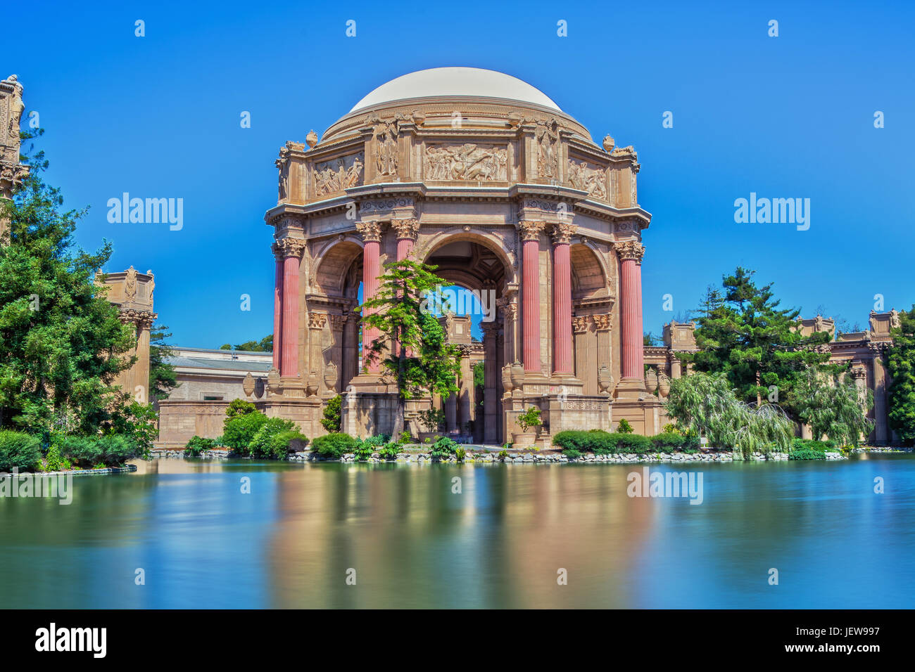 Palace of Fine Arts in San Francisco als Langzeitbelichtung Stockfoto