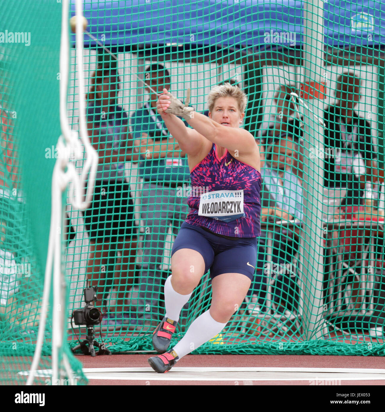 Anita Wlodarczyk Polen gewann die Frauen Hammer werfen der Golden Spike Ostrava athletic Meeting in Ostrava, Tschechische Republik, am 27. Juni 2017. (CTK Foto/Petr Sznapka) Stockfoto