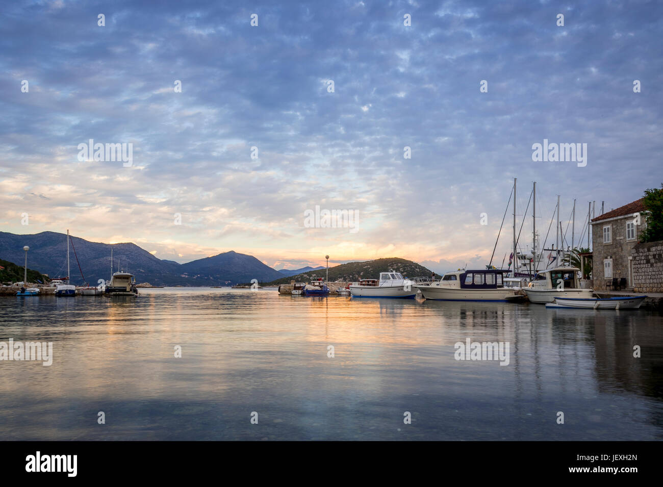 Die atemberaubende Küste von Sumurad auf der Insel Šipan, Kroatien Stockfoto