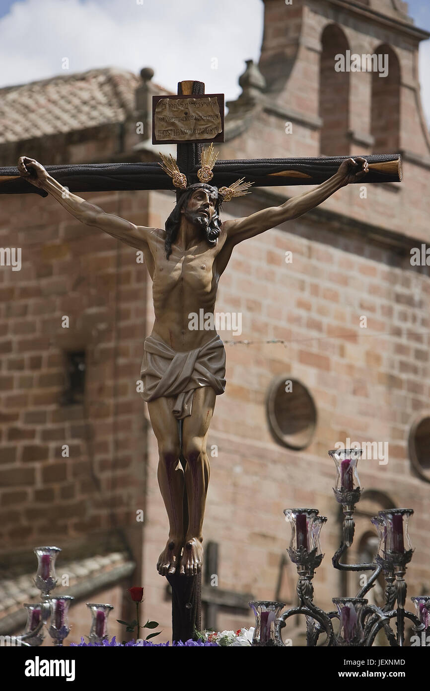 Abbildung von Jesus am Kreuz geschnitzt im Holz des Bildhauers Gabino Amaya Guerrero, Heiligen Christus von den Ablauf, Linares, Provinz Jaen, Spanien Stockfoto