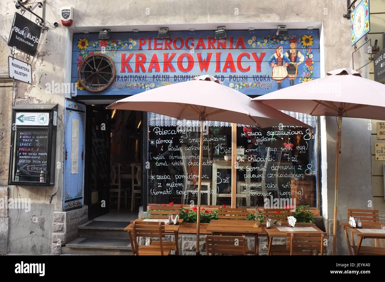 Pierogarnia Krakowiacy Restaurant in der Altstadt von Krakau, Polen, Mittel-/Osteuropa, Juni 2017. Stockfoto