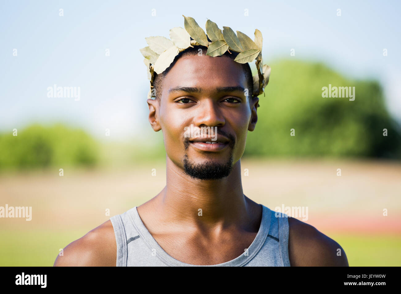 Sportler tragen grüne römischen Lorbeerkranz Stockfoto