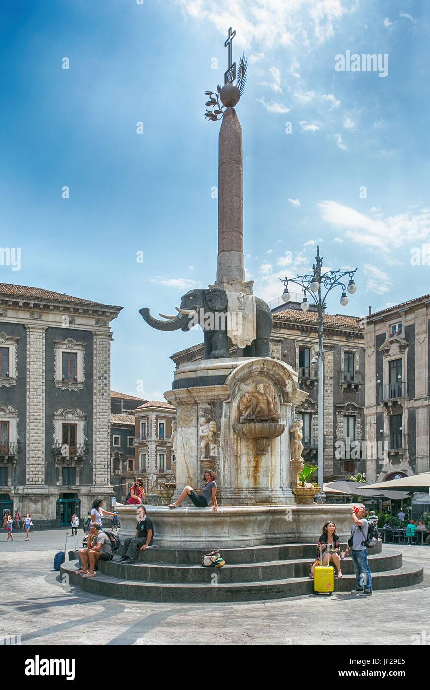Elefanten Brunnen in Catania, Sizilien, Italien. Stockfoto