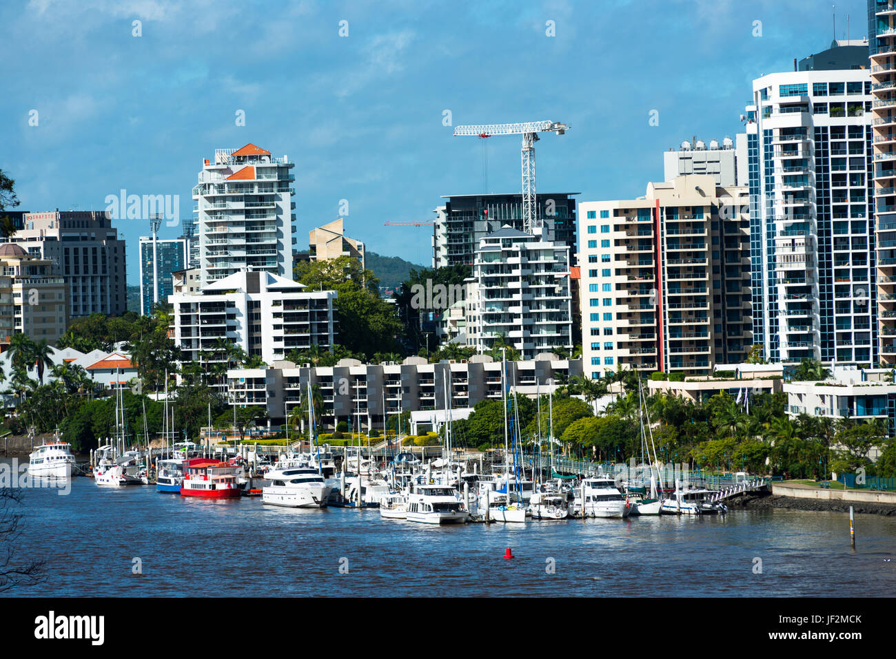 Darwin City Skyline von Stokes Hill Wharf Terminal, Northern Territory, Australien gesehen. Stockfoto