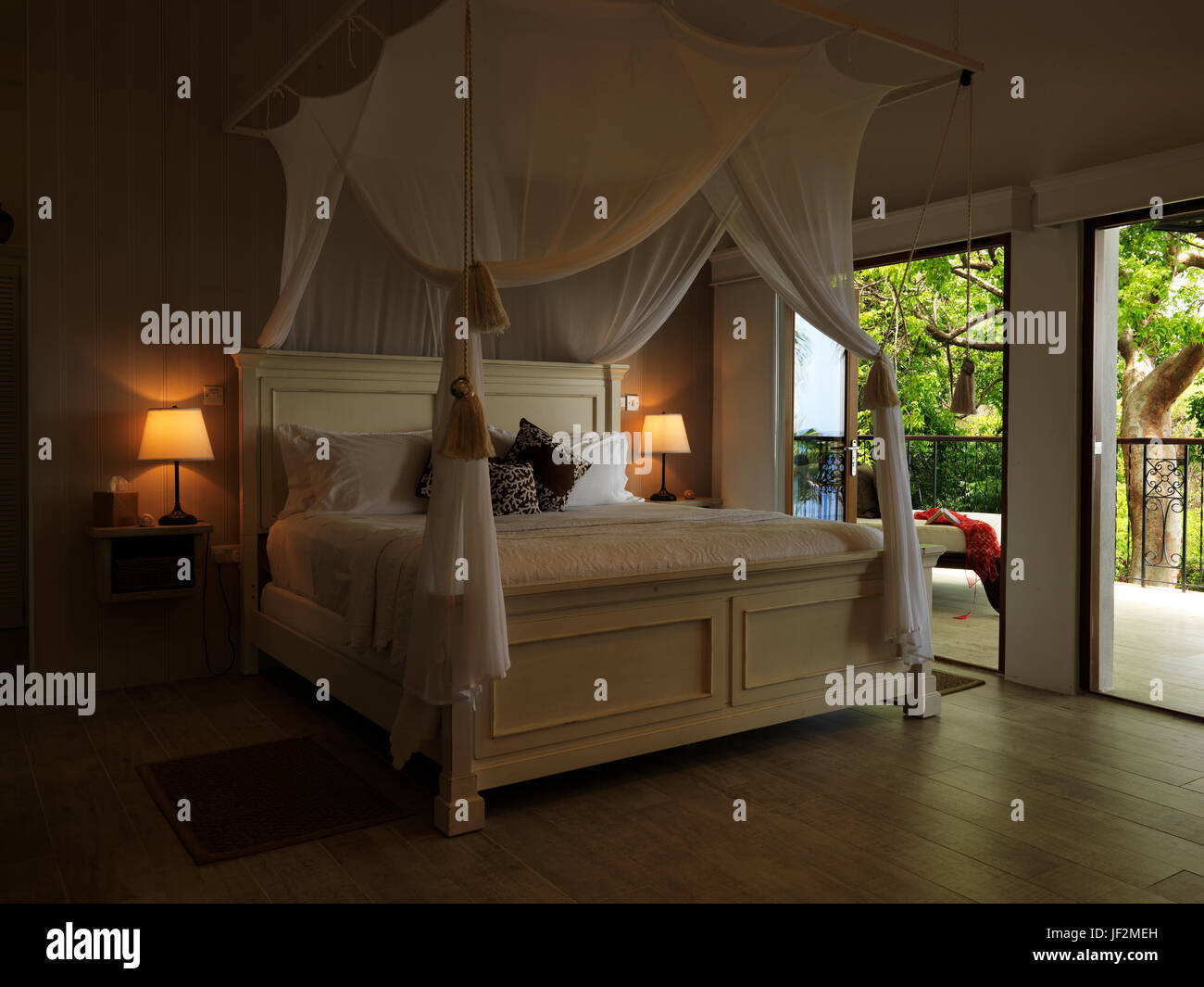 Das Master-Schlafzimmer in der Billy Mitchell Suite im Hotel Firefly,  Mustique Stockfotografie - Alamy