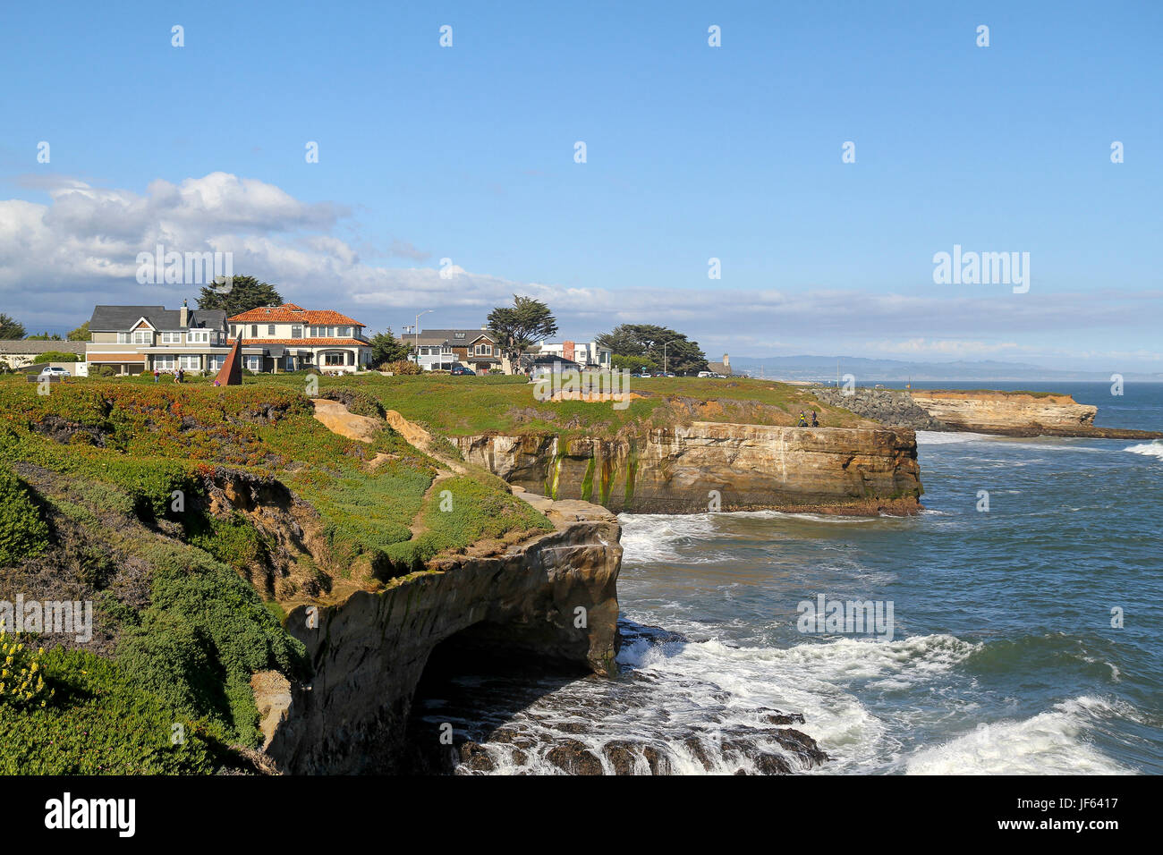 Blick vom Weg entlang West Cliff Drive, Santa Cruz, Kalifornien, USA, Nordamerika Stockfoto