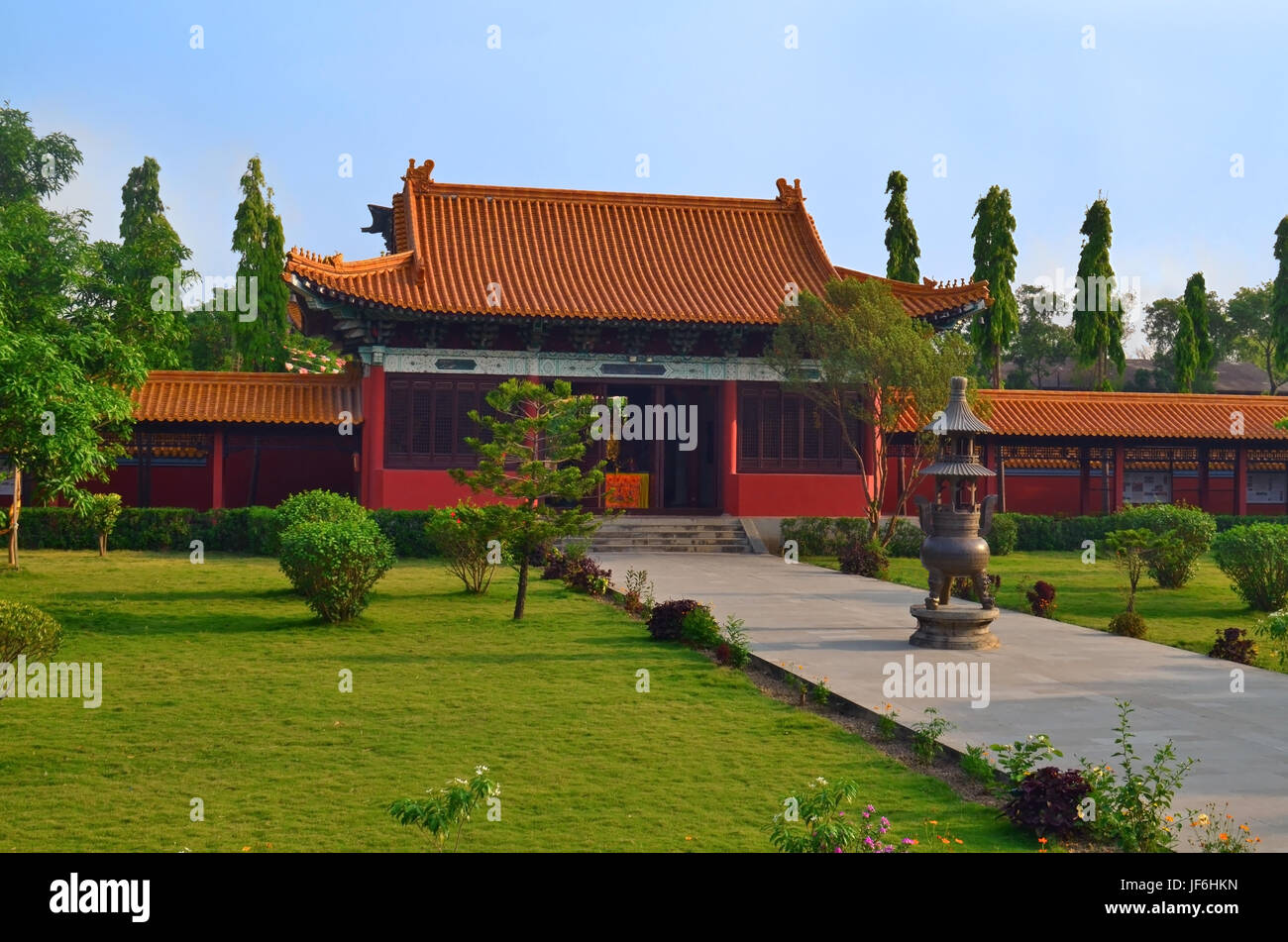 Traditionellen chinesischen buddhistischen Tempel in Lumbini, Nepal - Geburtsort von Buddha Stockfoto