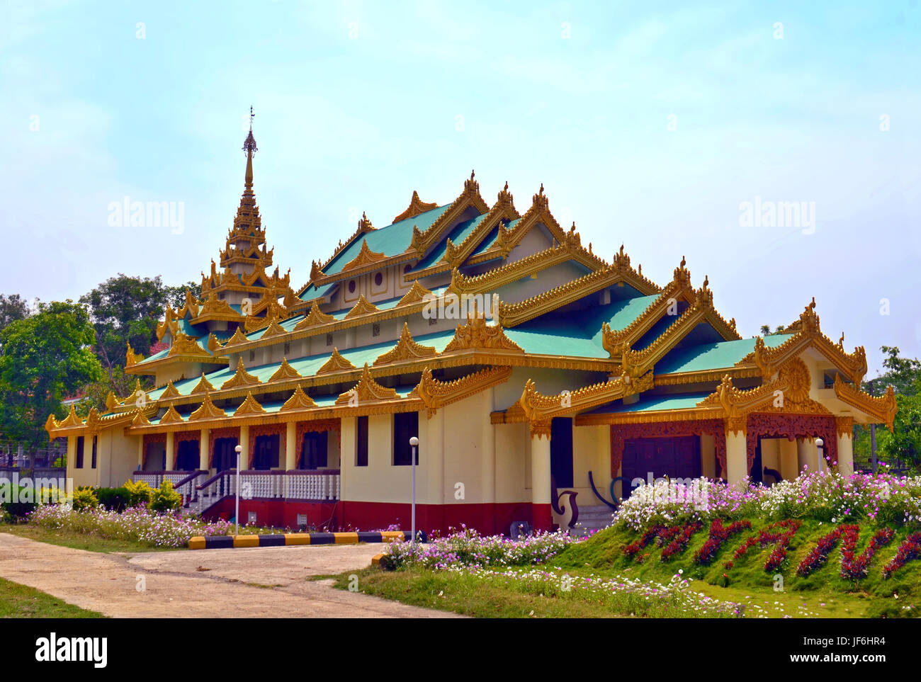 Myanmar-Tempel in Lumbini, Nepal - Geburtsort von Buddha Stockfoto