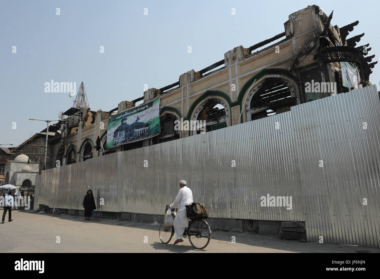 Brennen von Masjid, Srinagar, Jammu Kaschmir, Indien, Asien Stockfoto