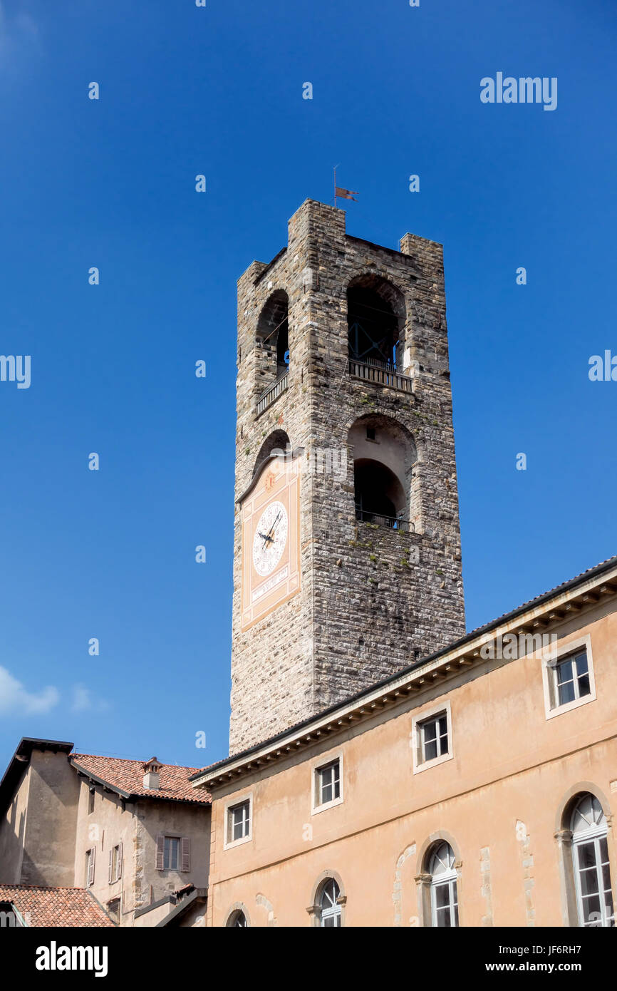 BERGAMO, Lombardei/Italien - 26 Juni: Blick auf Piazza Vecchia in Bergamo am 26. Juni 2017 Stockfoto