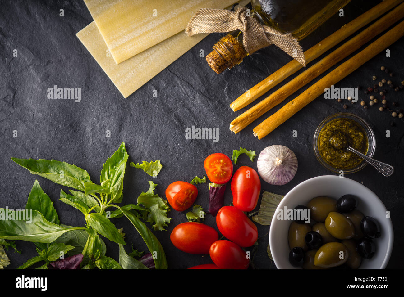 Italienische Küche-Stillleben-Draufsicht Stockfoto
