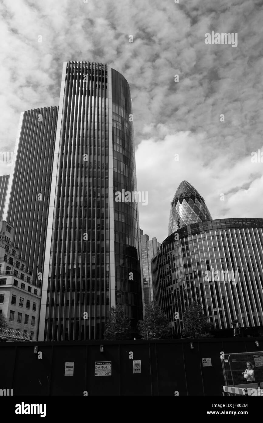 Der Londoner Skyline im Finanzsektor Stockfoto