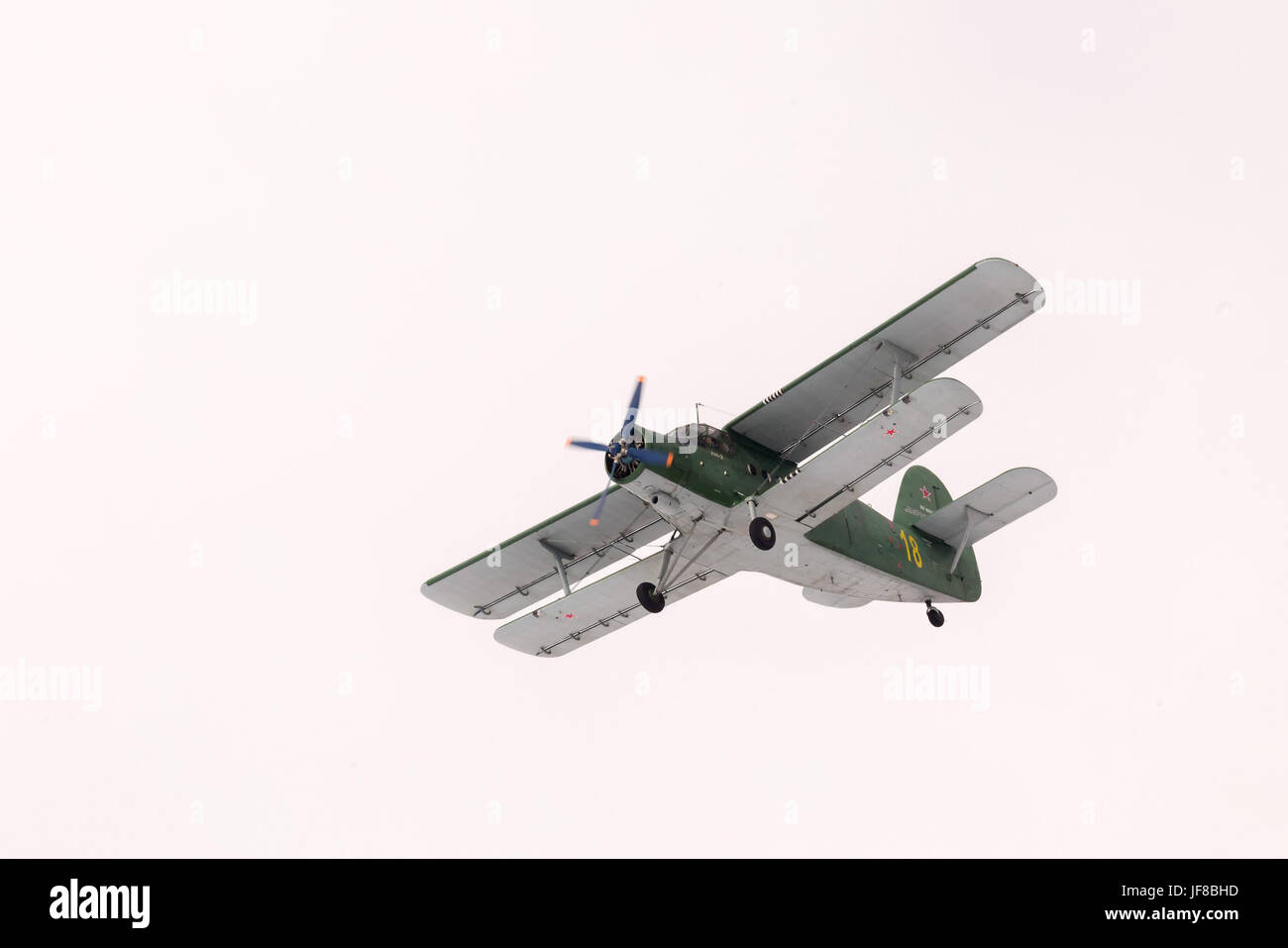 Flugzeug AN-2 Teilnehmer Airshow. Stockfoto