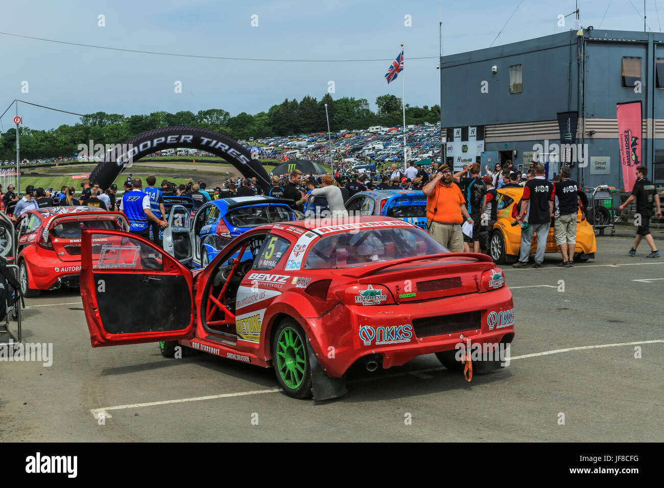 Lydden Hill Racing Circuit am letzten Tag der World Rally Cross hier stattfindet, bewegt sich auf der Rennstrecke von Silverstone WRX von seinem Geburtsort entfernt. Stockfoto