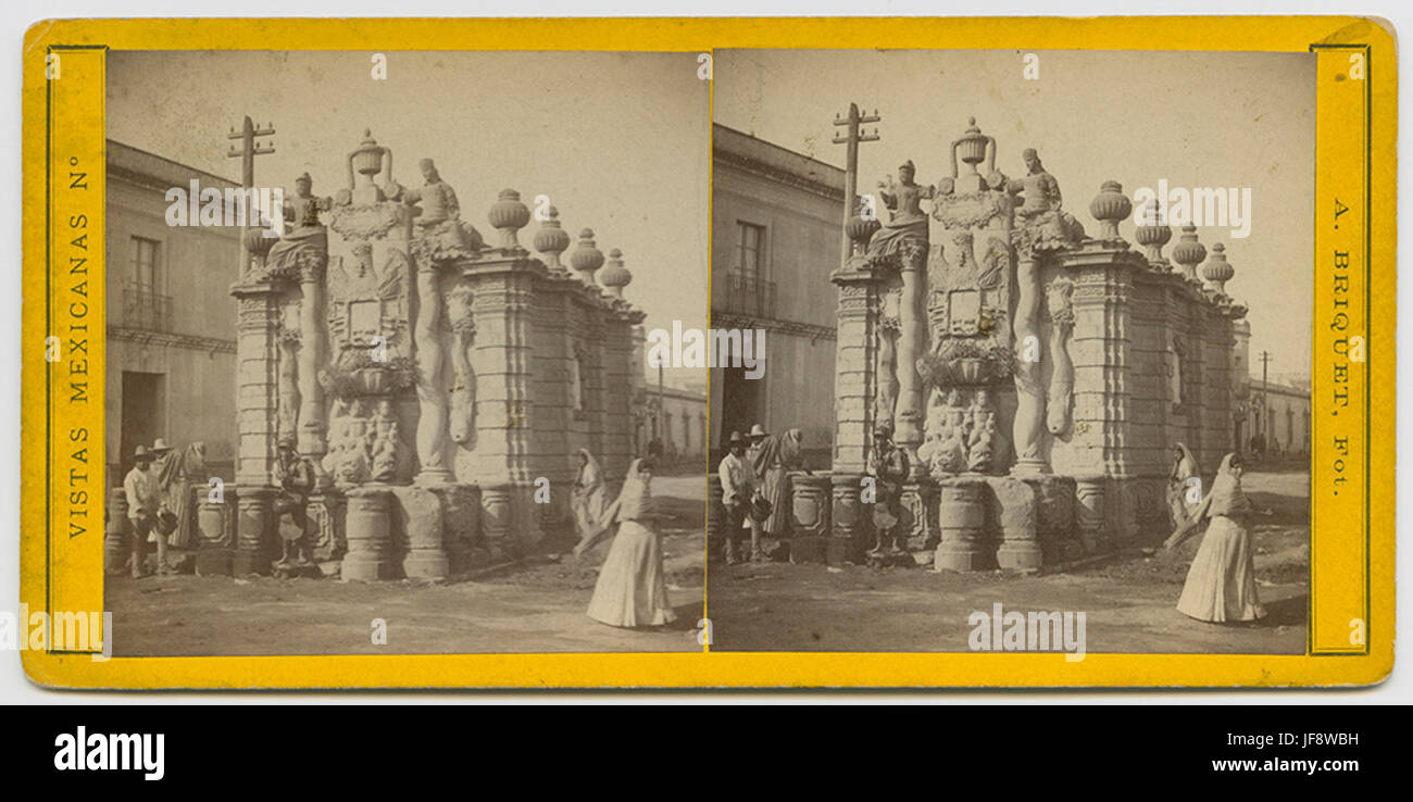 Der Salto de Agua Wasserfall in Mexiko, ein Naturwunder in einer tropischen Region, mit kaskadierendem Wasser und unberührter Schönheit. Stockfoto